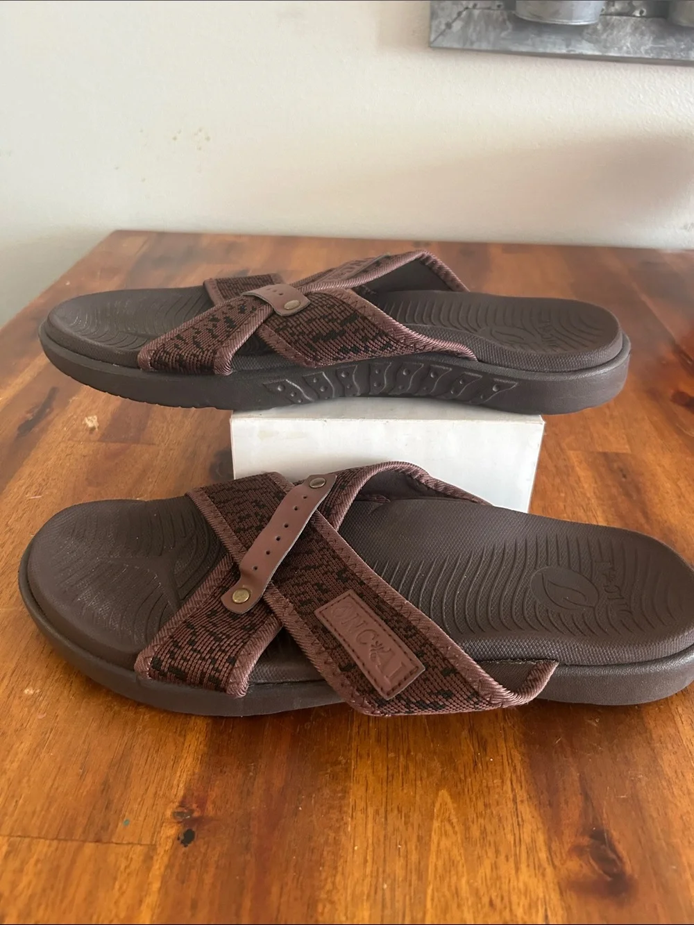 ONCAI  10.5  Brown Cross-Strap Orthotic Cushioned Slide Sandals